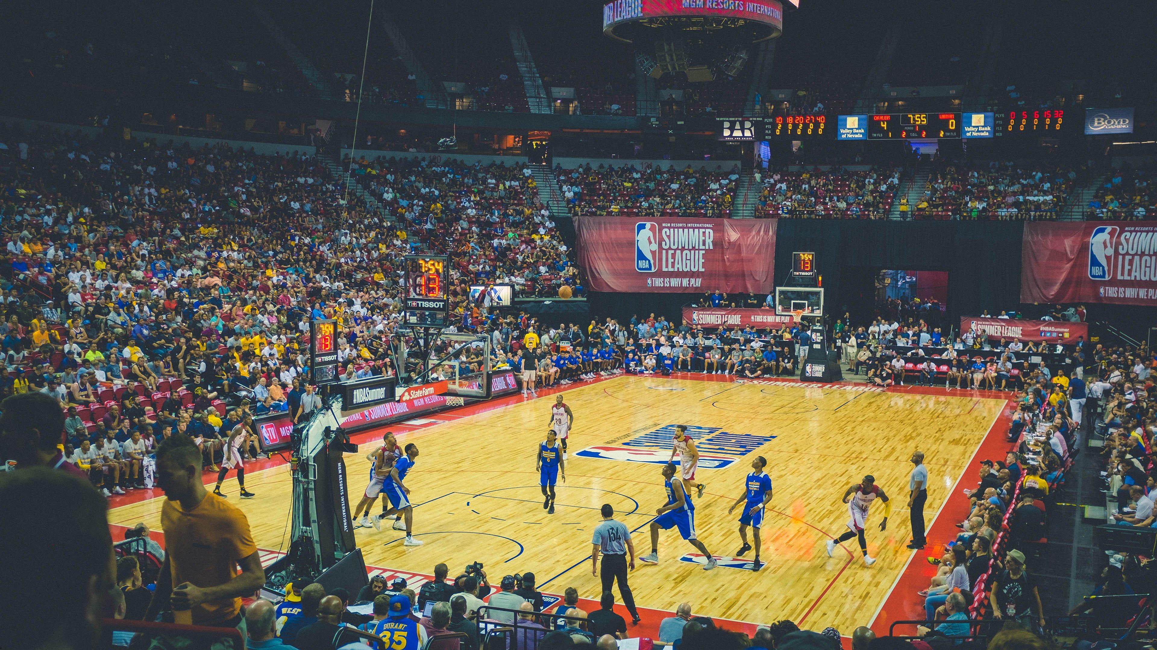 霍伊博格因病缺席 助教临危受命：我是一名公牛人