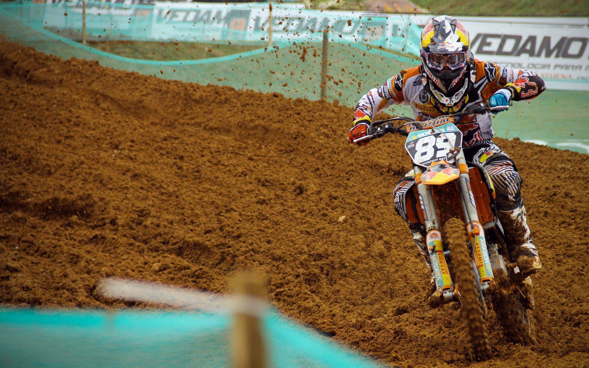 皇马退出科纳特争夺战,利物浦静待球员抉择,夏季转会市场再起波澜