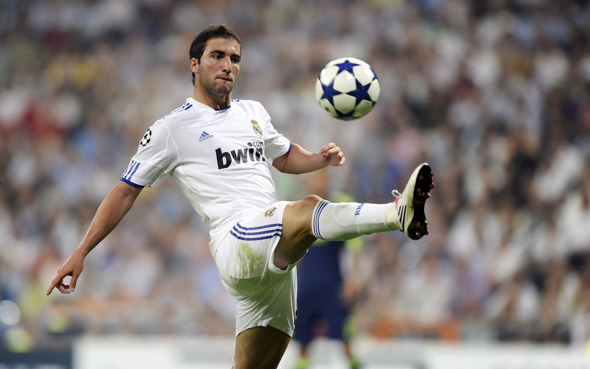 考文顿暗示或将升重挑战 中量级格局再添变数